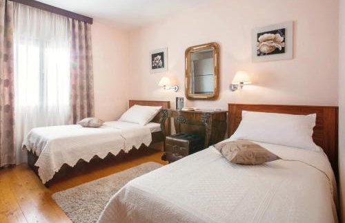 Golden view luxury apartment - Photo 25