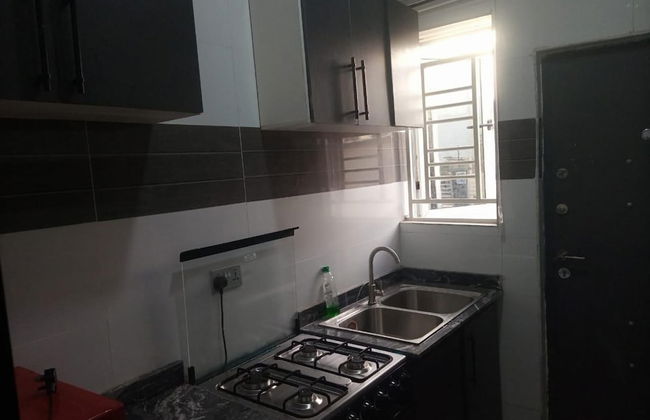 Shimawa-apartment-sleeps2-parking-24/7security - Foto 8