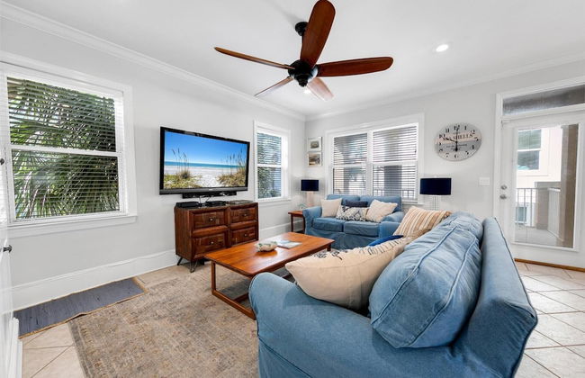 The Spyglass a 5 bed 3 bath house that sleeps 14 and just 67 steps from the beach - Foto 37