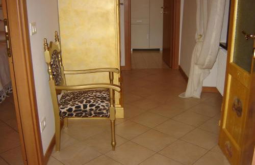 CASA DEL SOLE APPARTAMENTO N° 2 WHITE AND GOLD ROOM - Foto 22