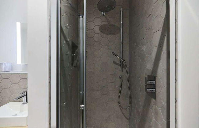 The Putney Hideaway - Modern and Elegant 3bdr Flat With Patio - Foto 3