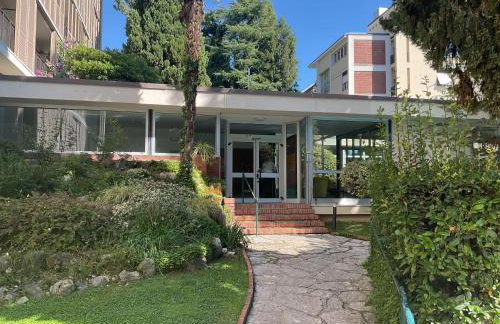 Residence Villa Alba - B&B Suite Disposition 555 Al Vittoriale - Foto 26