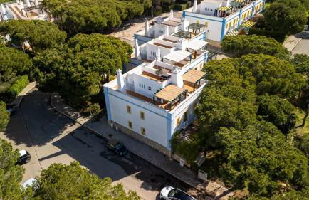 2 BDR House W/Terrace in Praia Verde by LovelyStay - Foto 35