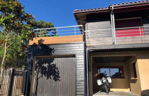 Belle Villa avec Piscine juste à côté du bassin - Foto 19