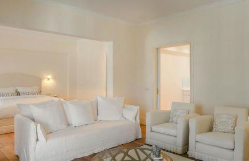 Etoile Luxury Suites - Photo 45