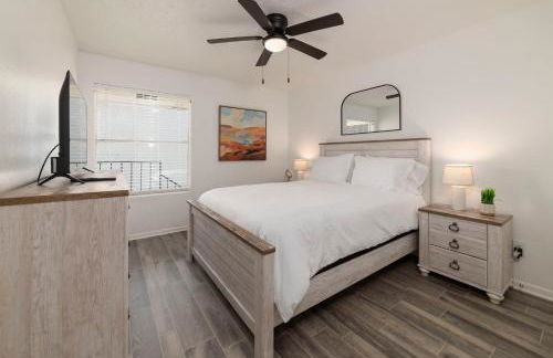 Comfortable 2BR - Pool Near Major Attractions - Foto 13