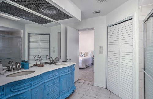 Palm City Canalfront Home with Boat Dock and Fire Pit! - Foto 12