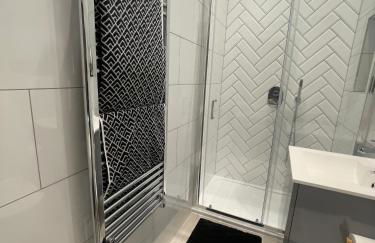 Luxury 2 bedroom Flat Sutton - Foto 26