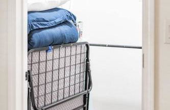 Beautifully Renovated Home Corner of ND and Angela - Foto 28