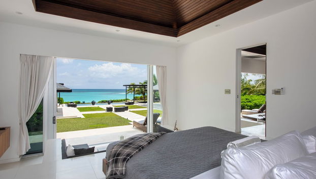 Oceanfront Oasis: Renovated Villa With Pool - Foto 4, Habitación