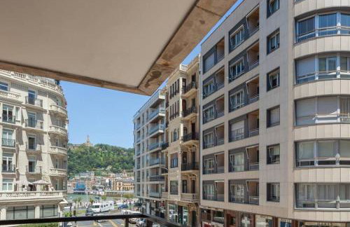 NEW Gorgeous Central Apartment - Beachfront - 3 BD - Foto 54