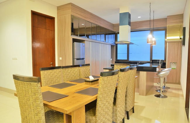 Chamomile Hill View 6BR Villa pool and movie room - Photo 27