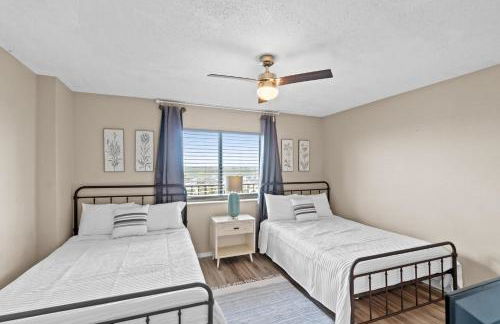 Commodore Resort #704 by Book That Condo - Foto 36