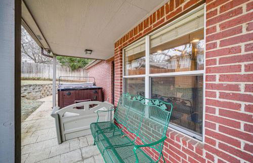 Pet-Friendly Tulsa Escape with Private Hot Tub! - Foto 35