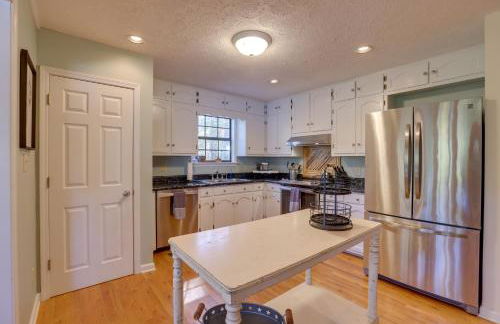 Lakefront Lineville Retreat with Private Dock! - Foto 8