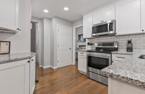 Explore Historic DT In This Cozy Open Air 5BR Stay - Foto 11