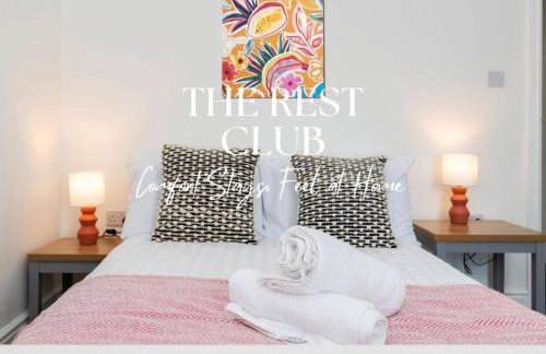 2-Bed House•Free Parking•WiFi•Long Stays Welcome - Photo 4