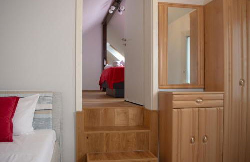 Lovely villa Monte close to Cologne with three bedrooms and one bathroom - Foto 46