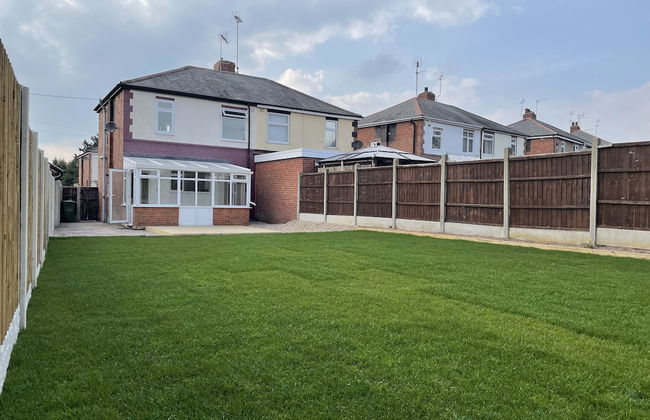 Worksop Newly Refurbished 3-bedroom House - Foto 36