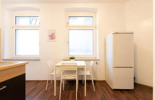 Tolstov Apartments - 1 or 4 Room Apartments - 15 Min to Messe DUS - 10 Min Old Town DUS - Foto 26