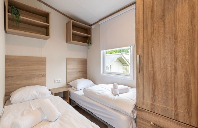 Chalet in De Haan Near Sandy Beaches - Photo 3