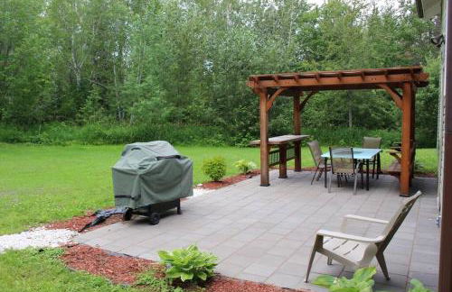 The Hermantown Hangout - Foto 22