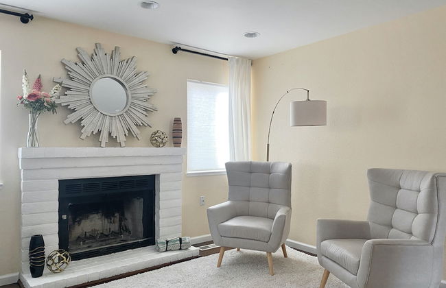 DT Reno - Classy Vacation Home w Backyard Patio - Foto 1