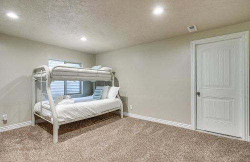 Home Theater and Patio South Jordan Basement Unit - Foto 7