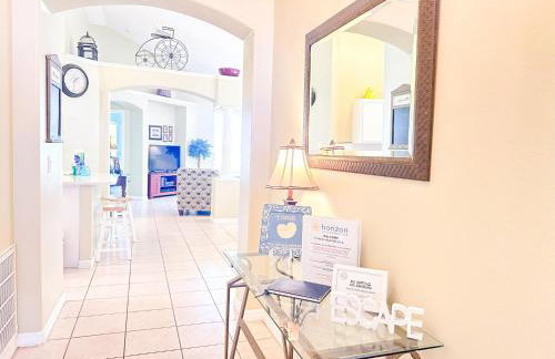 Fascinating Private Pool and Game-room, Near Disney!! - Foto 47