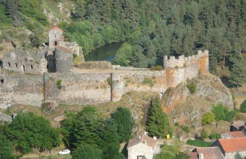 Gîte rénové au cœur de l'Auvergne - FR-1-582-336 - Foto 4