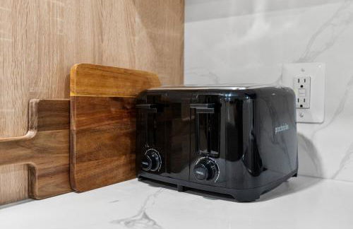 5-Bedroom Home with 2 Kitchens & Rooftop Deck, U Street and Shaw - Foto 62