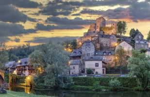 Villa contemporaine avec piscine sur 4000 m2 à Rodez 9 personnes - Photo 34