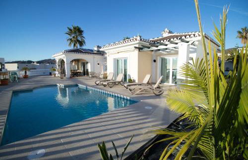 RD01 Villa Atalaya by HolidayAndaluz - Photo 1