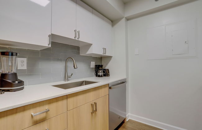 Metro-Friendly DC Apartments - Photo 60