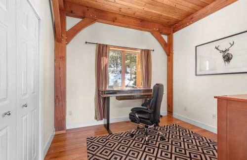 Mountain Retreat Sleeps 10 with Pool Table and Arcade - Foto 28