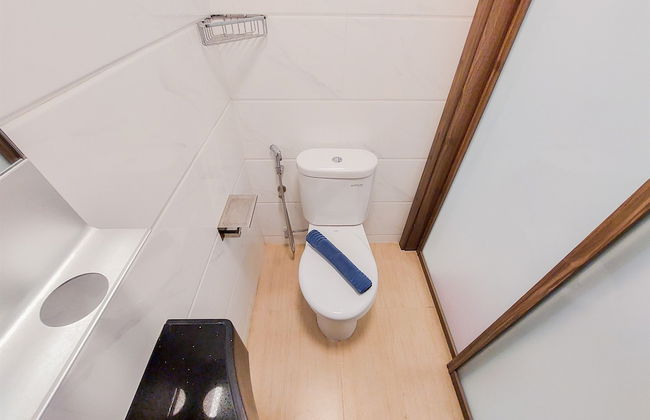 High Floor And Cozy Studio Room At Sky House Bsd Apartment - Foto 8