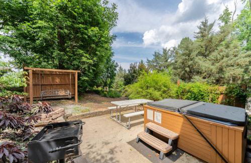 critter corner at Grant Summit Cabins - Foto 18