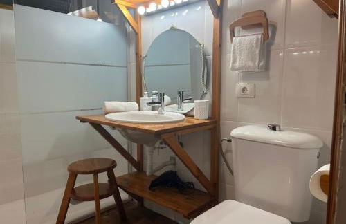 Bonito y acogedor apartamento con terraza - Foto 3