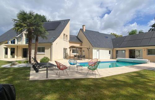 Villa Luxe Arnage aux portes du Circuit Piscine Chauffée - Foto 1