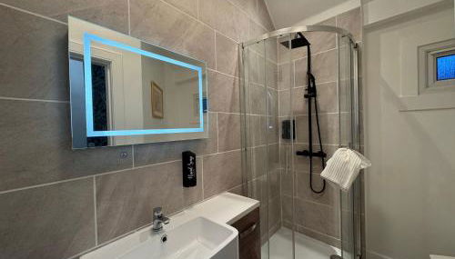 Peebles High Street Apartment - Foto 5, towels, Shower