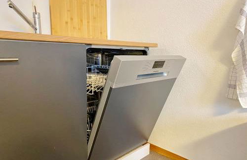 'GoldPath' FeWo - Comfort - Central - Balkon - Tiefgarage - Photo 9