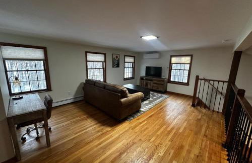NEW Long Pond Lake View Pet-Friendly Getaway, ME - Foto 30