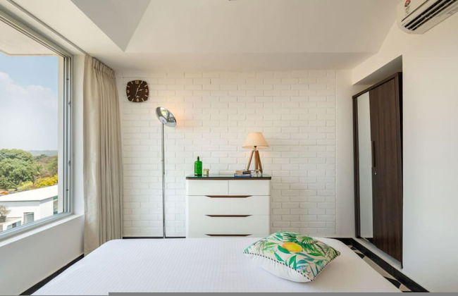 El Arbol by Hireavilla-2br w Rooftop Pool in Nerul - Photo 9