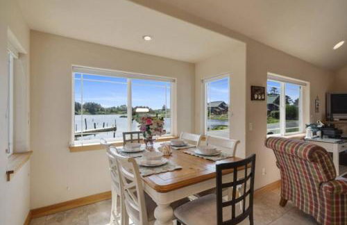 Heaven by the Sea Peaceful 3BR by the Ocean - Foto 22