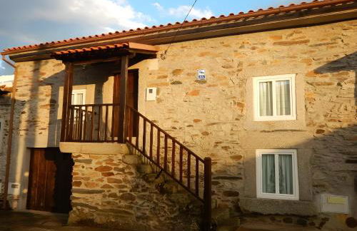 Casa da Pracica, Serapicos - Foto 4