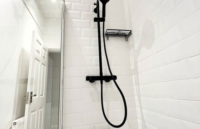 Luxury Entire Holiday Apartment - Self Checkin & Checkout - Foto 16