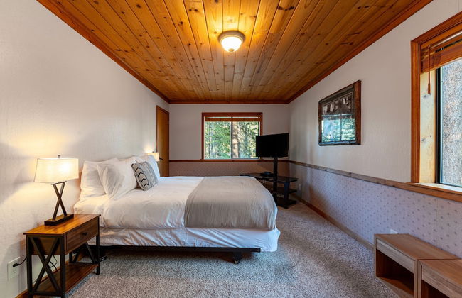 Whiskey Springs by Avantstay Classic Cabin Near Tahoe Donner Ski Area - Foto 19