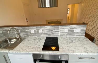 The Walnut Suite lovely one bedroom flat in Stoke. - Foto 16