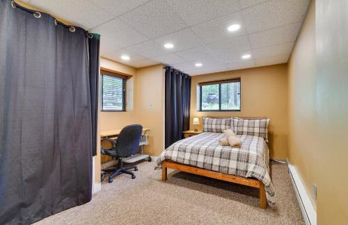 Secluded Cabin, Jacuzzi, Pool Table, King Bed & Fire Pit - Photo 38