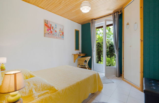 Serene Holiday Home in Les Salelles With Swimming Pool - Foto 15